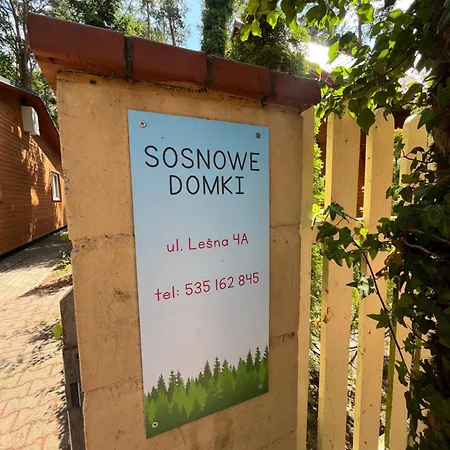 Sosnowe Domki בית אירוח פוביירובו